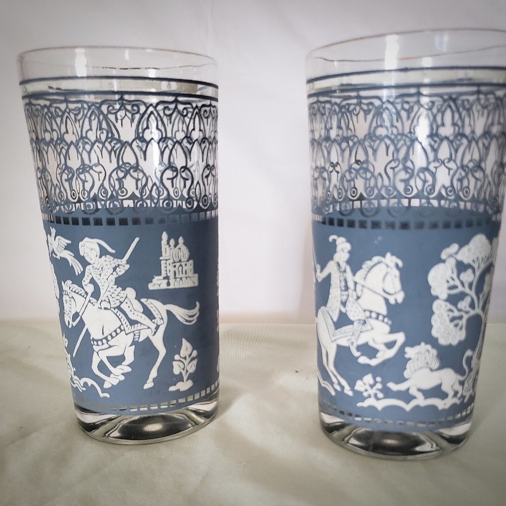 Set of 2 Vintage Hiball Tumblers from Jeanette Glass